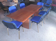 Mesa de reuniones rectangular