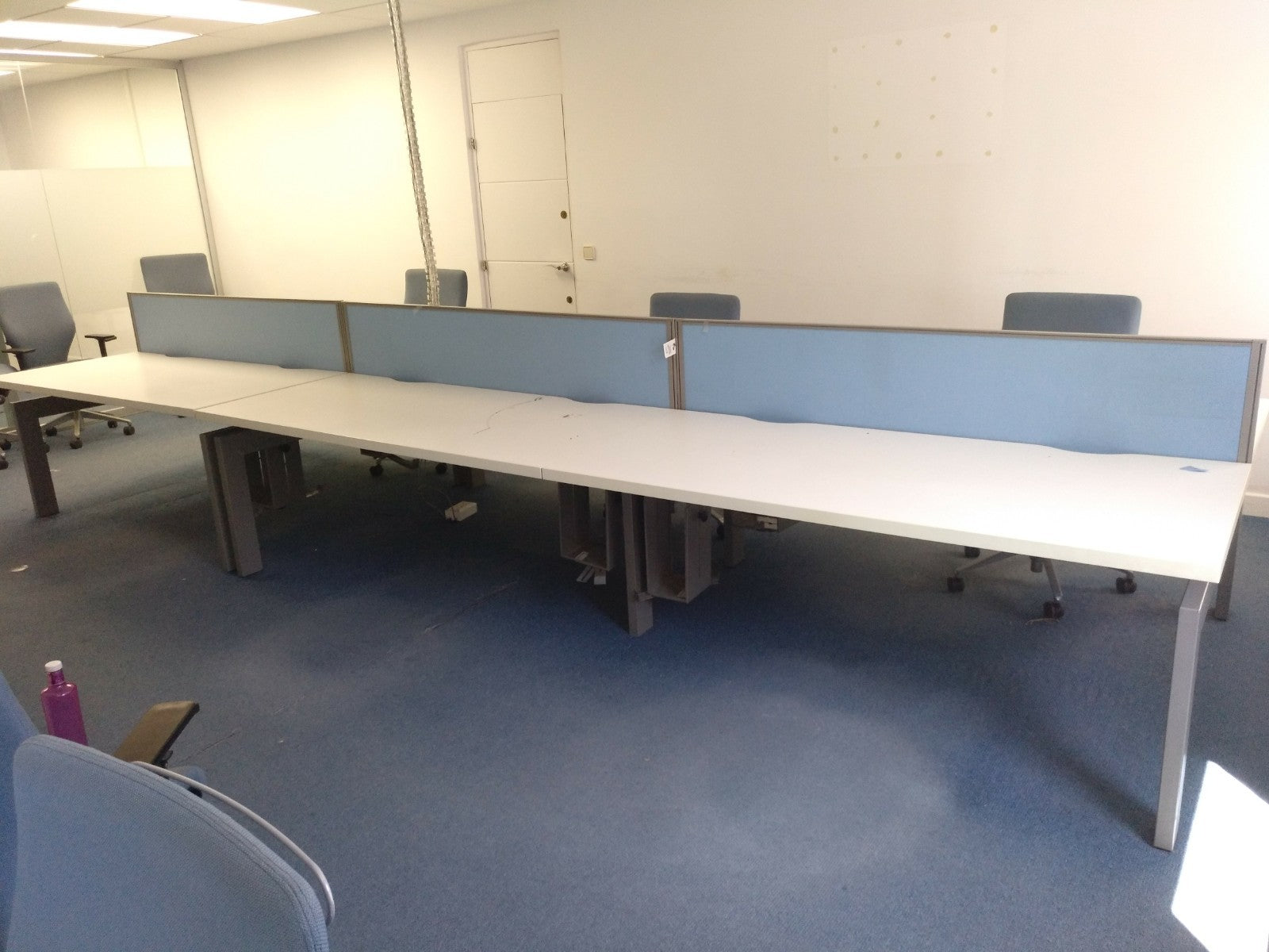 Compacto 6 puestos con separador.