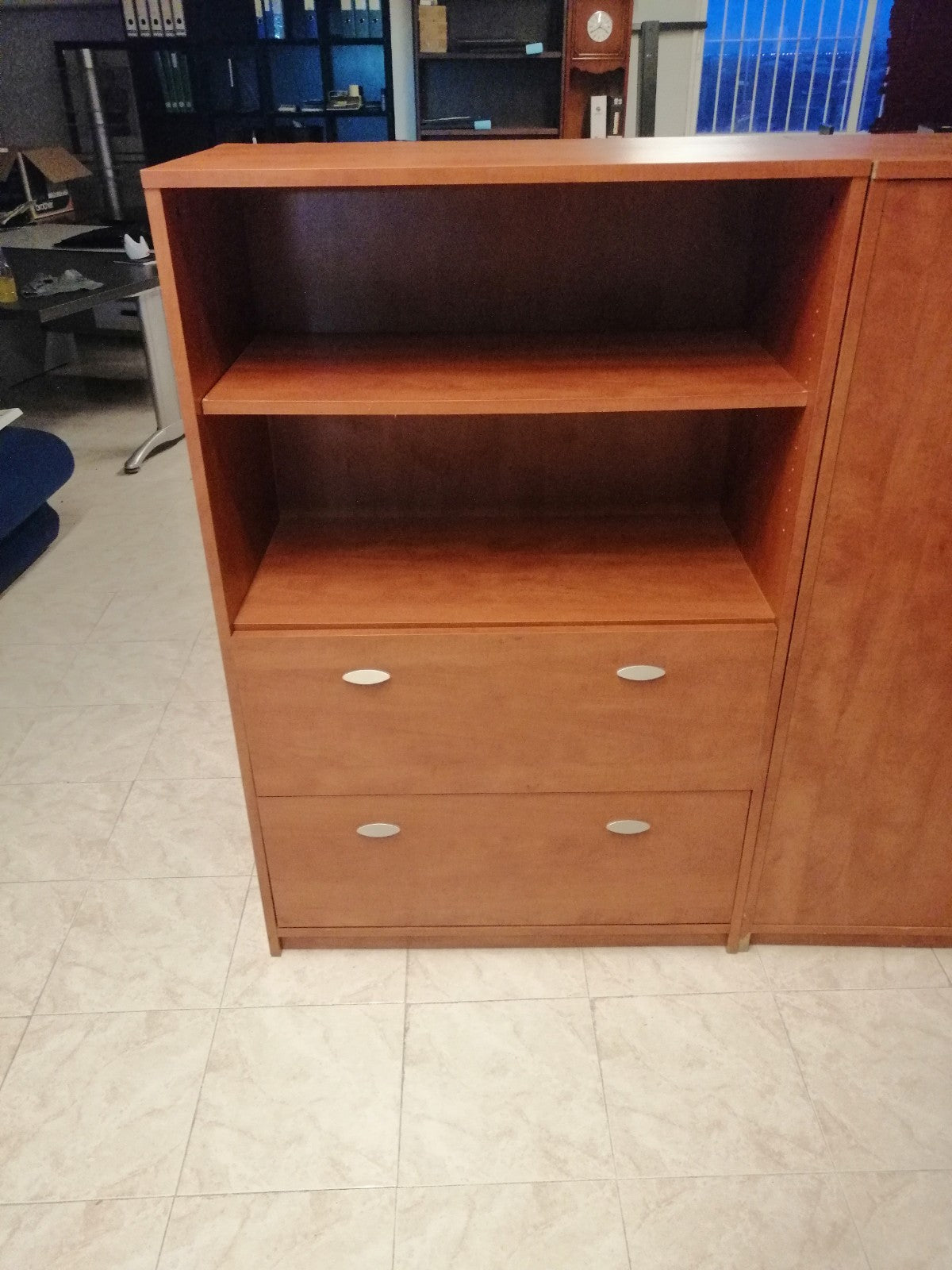 Armario medio archivador.