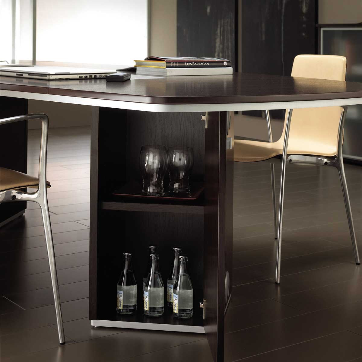 Mesa de reuniones mod. AT