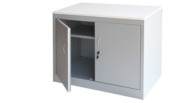 Armario bajo metálico.