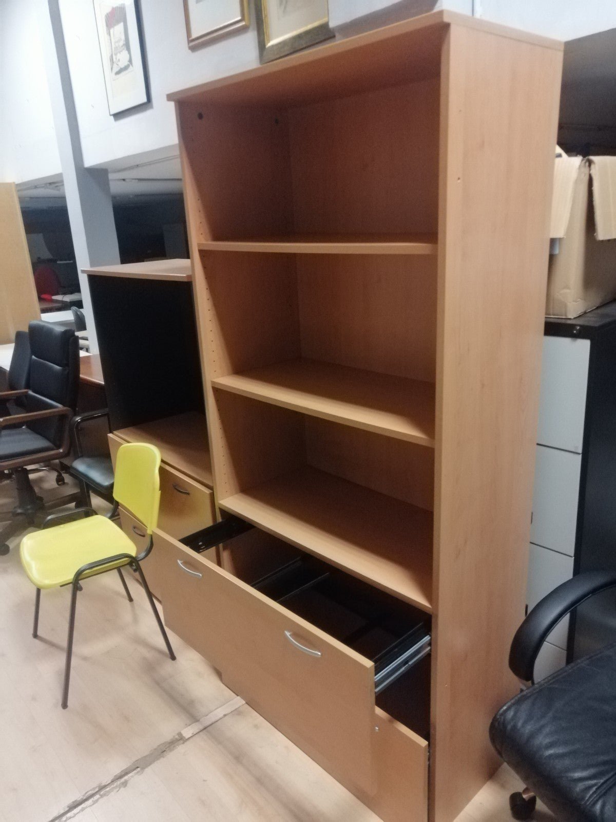 Armario alto archivador. - Madrid