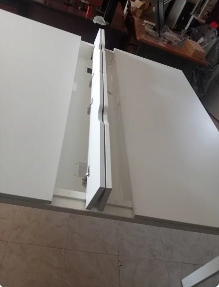 Compacto de mesas. - Madrid