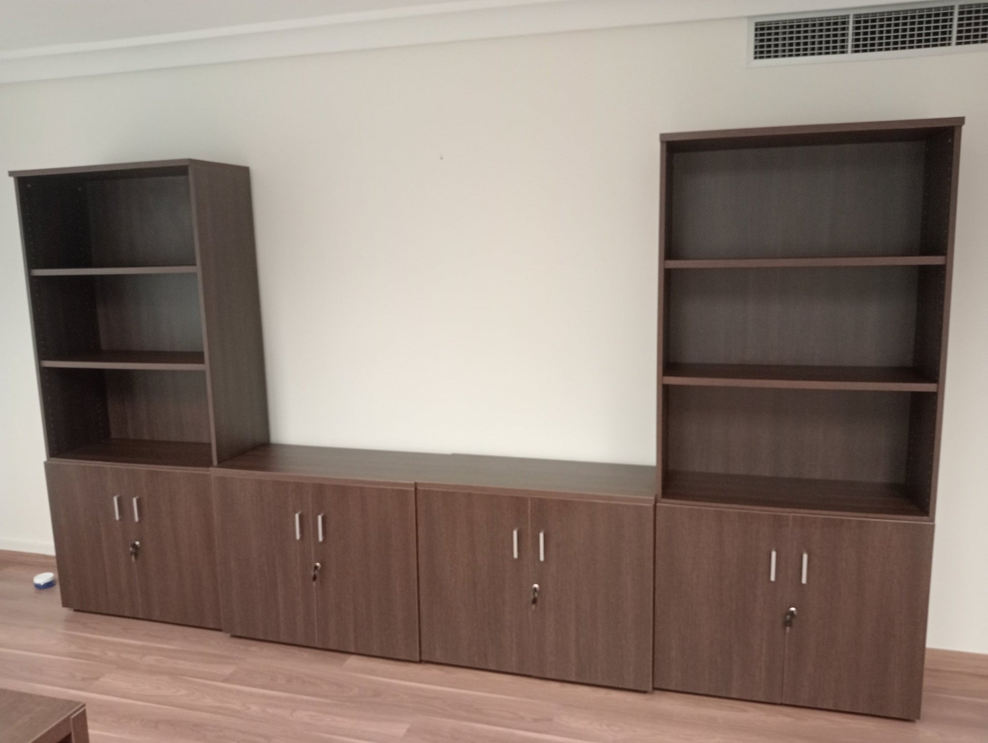 Mesa de dirección Wengue. - Madrid