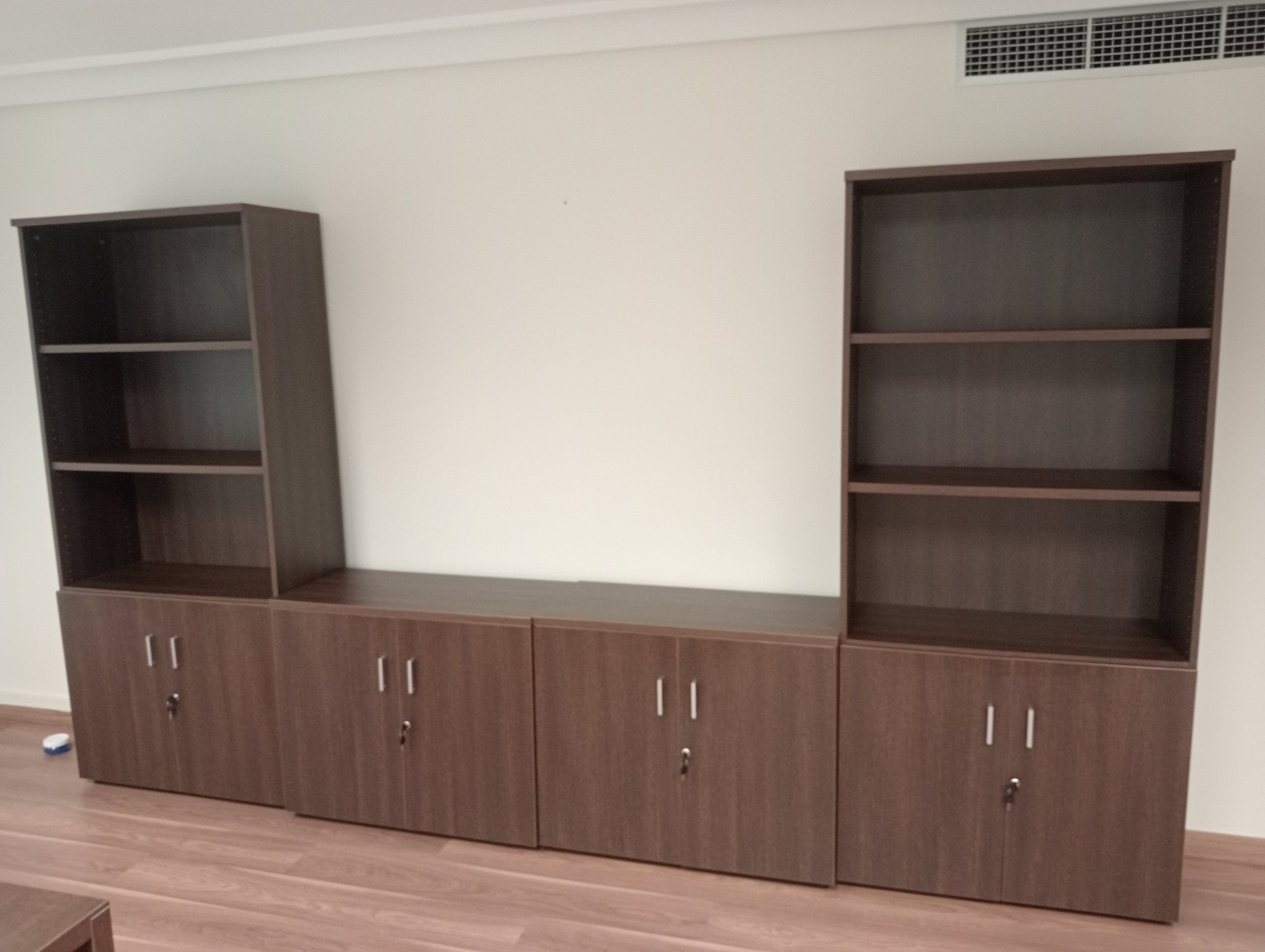 Mesa de dirección Wengue. - Madrid