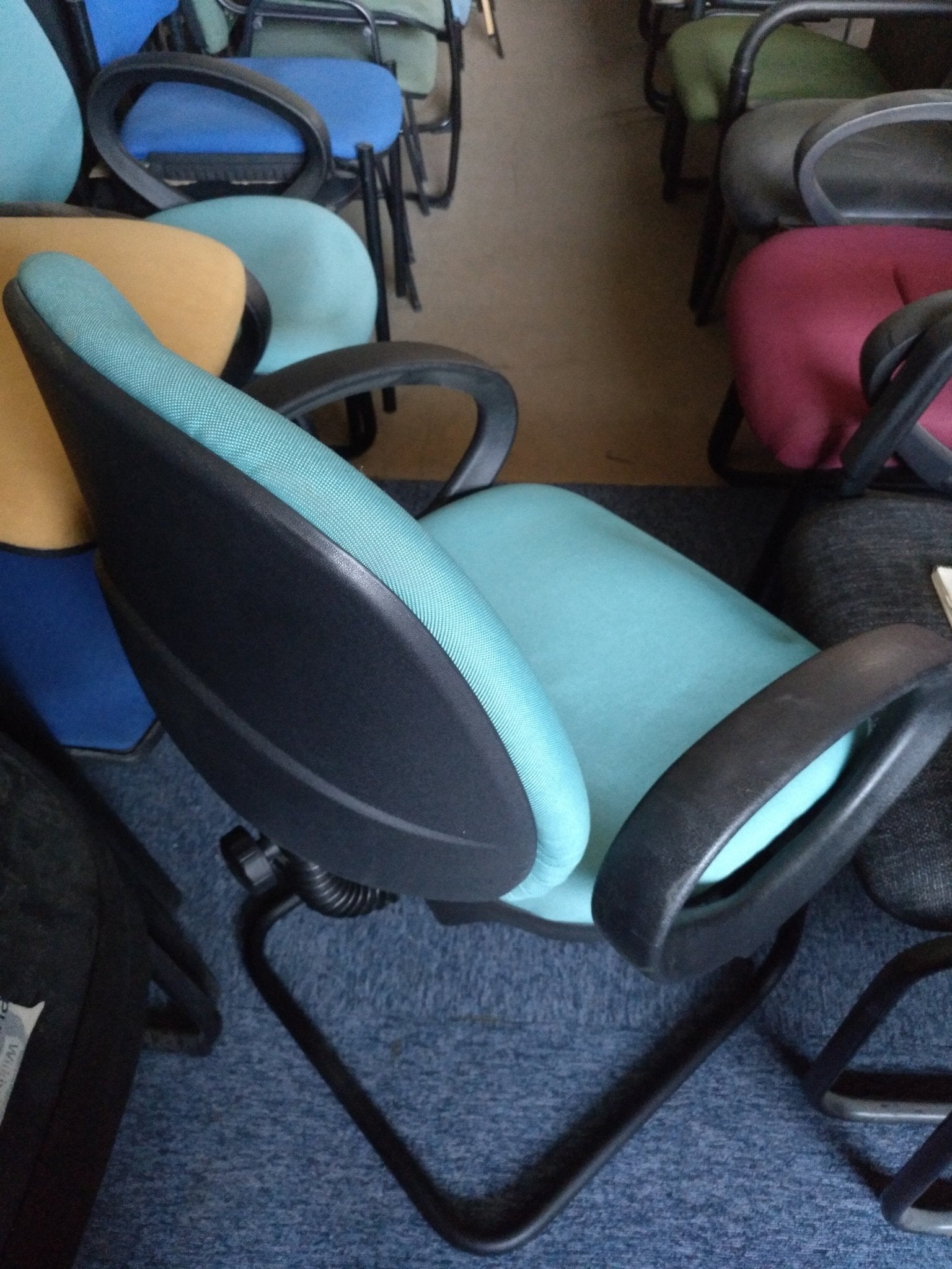 Silla fija confidente. - Madrid