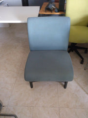 Sillón de sala de espera. - Madrid